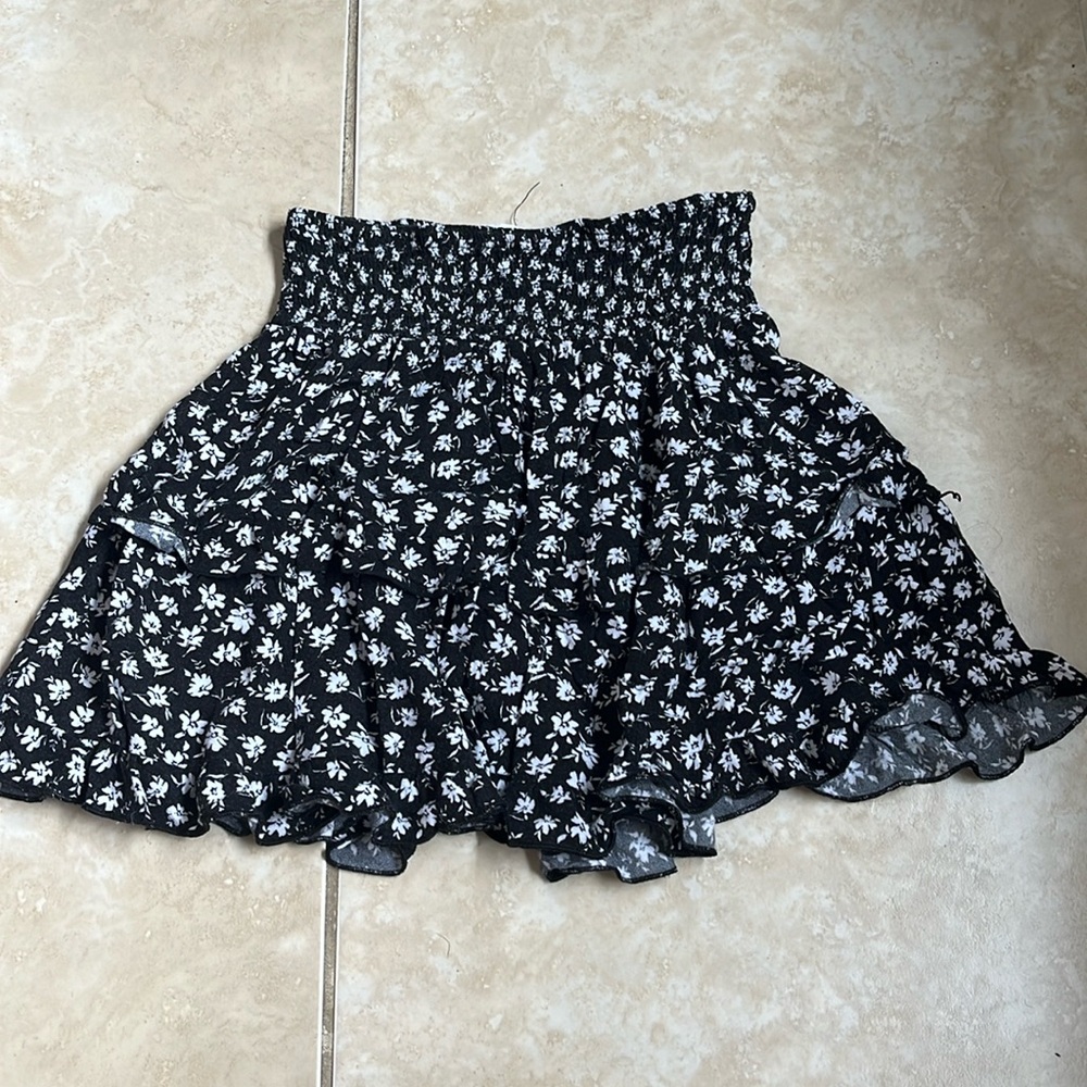 Mini skirt with ruffles
